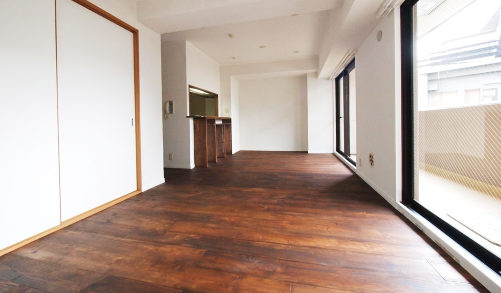 ディープブラウン アイアンでアンティークな雰囲気 広島市でリノベーションを依頼するなら設計施工事務所 工房住空間