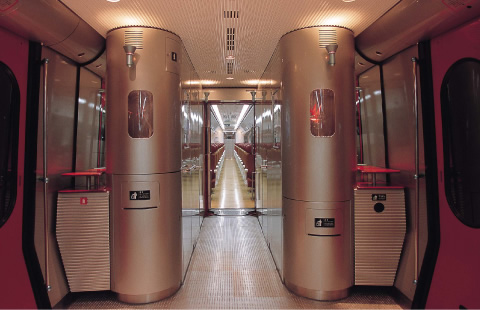 インテリアがかっこいいｊｒ九州の列車 広島市でリノベーションを依頼するなら設計施工事務所 工房住空間